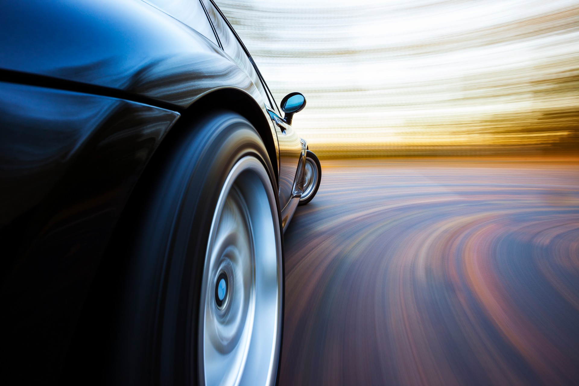 Accélérer Curve Voiture de sport.